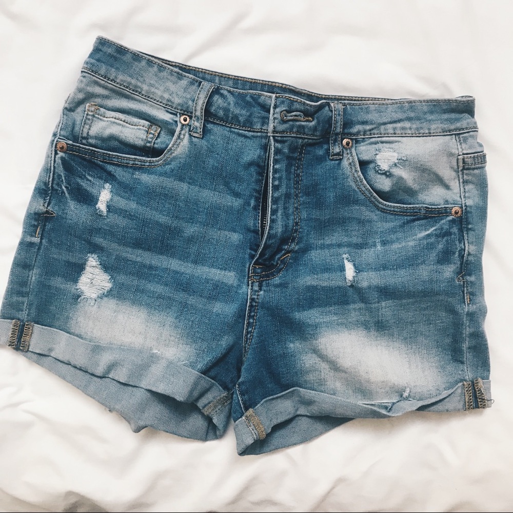 High waisted, stretchy denim shorts